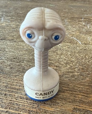 Vintage New Old Stock 1982 Topps E.T. Extra Terrestrial Sealed Candy Container