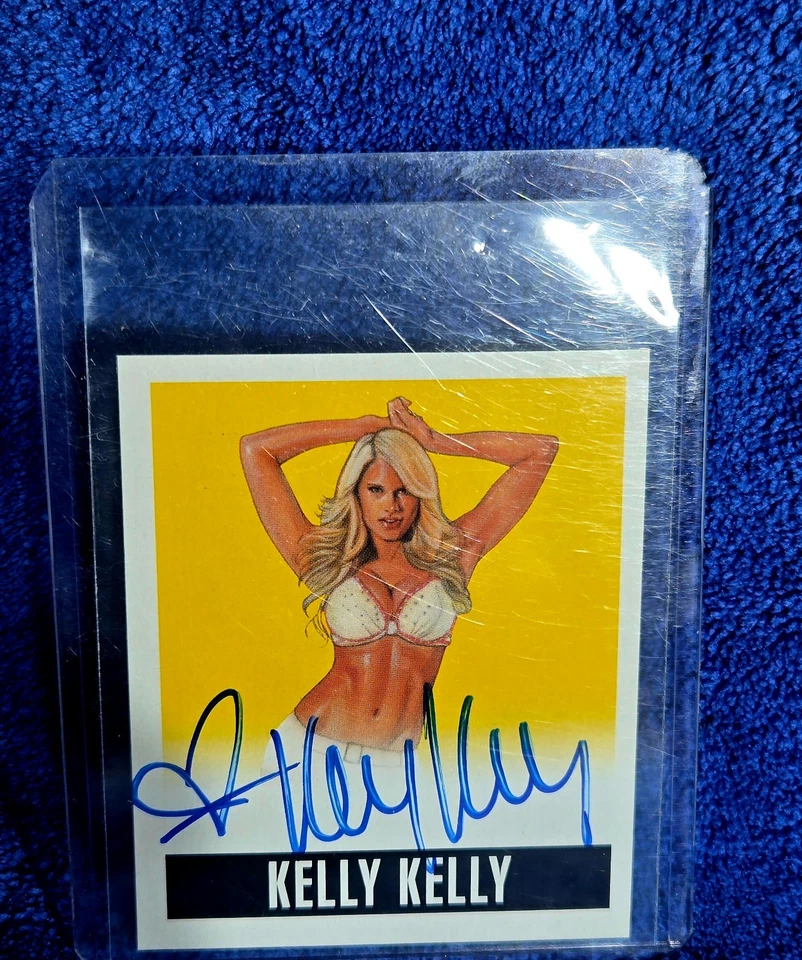 Leaf Originals WWE 2014 amarillo Kelly Kelly 78 de 99 Foto 2 de 3