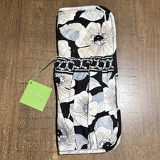 NWT Vera Bradley Straighten Up  Curl Flat Iron Travel Cover  Camellia  Floral