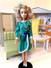 Barbie Blonde OCEAN TOYS CLONE Doll Vtg Green Dress Necklace Shoes
