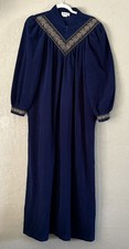 Vintage Vanity Fair Women s Velour Navy Zip Front Long Robe Embroidery Med