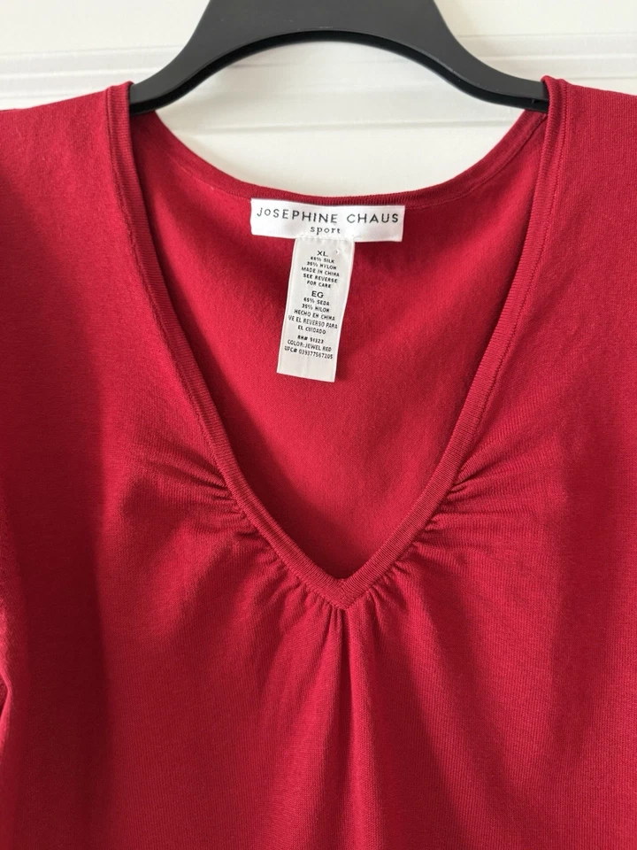 Suéter Chaus Jewel Rojo Mezcla Seda Elastizado Cuello en V Manga 3/4 Talla XL Foto 3 de 4