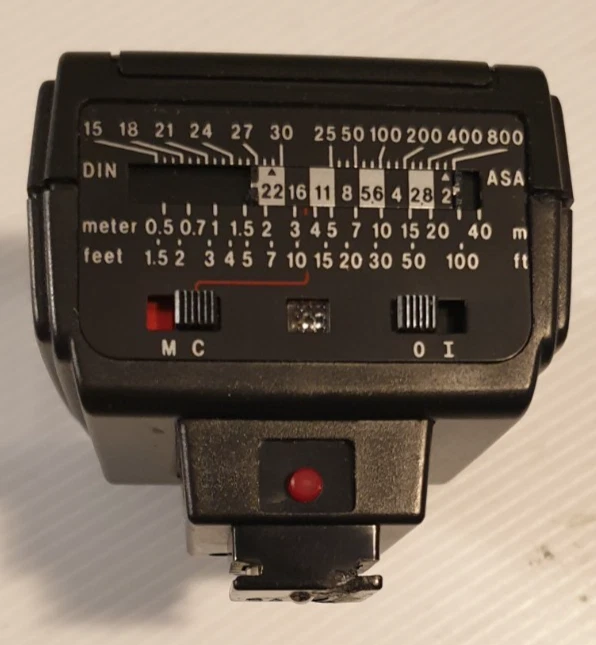 METZ MECABLITZ 20 BC-4 Telecomputer Vintage Camera Flash Unit in Original Box. - image 3 of 4