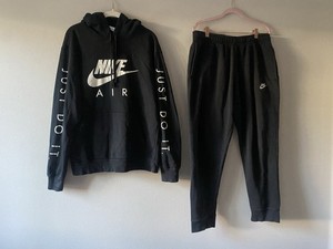 nike womens sweatsuit sets