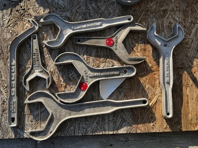 7 Big Tri Clover & Other Sanitary Plant Wrenches Good **