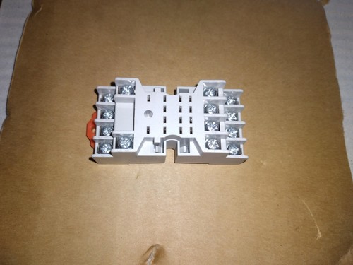 EATON D2PA6 SER.B1 10A 300V