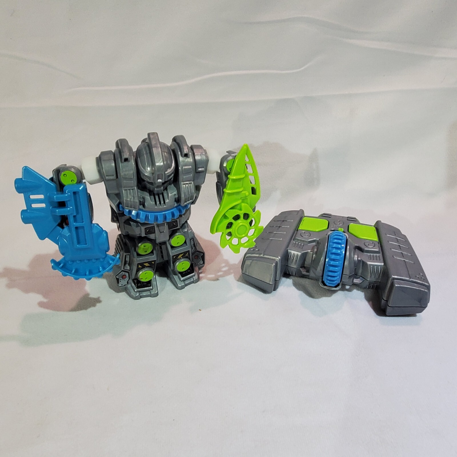 Tomy Air Hogs Smash Bots Remote Control RC Battling Robot TE