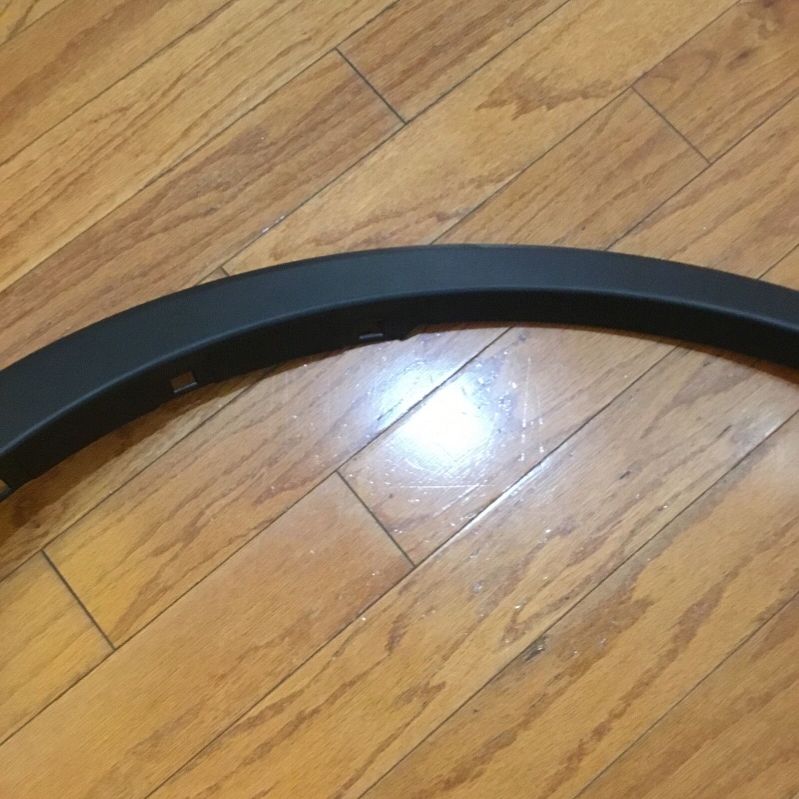 2013 2018 Toyota rav4 front right/passenger side wheel flare p/n 75601-42100