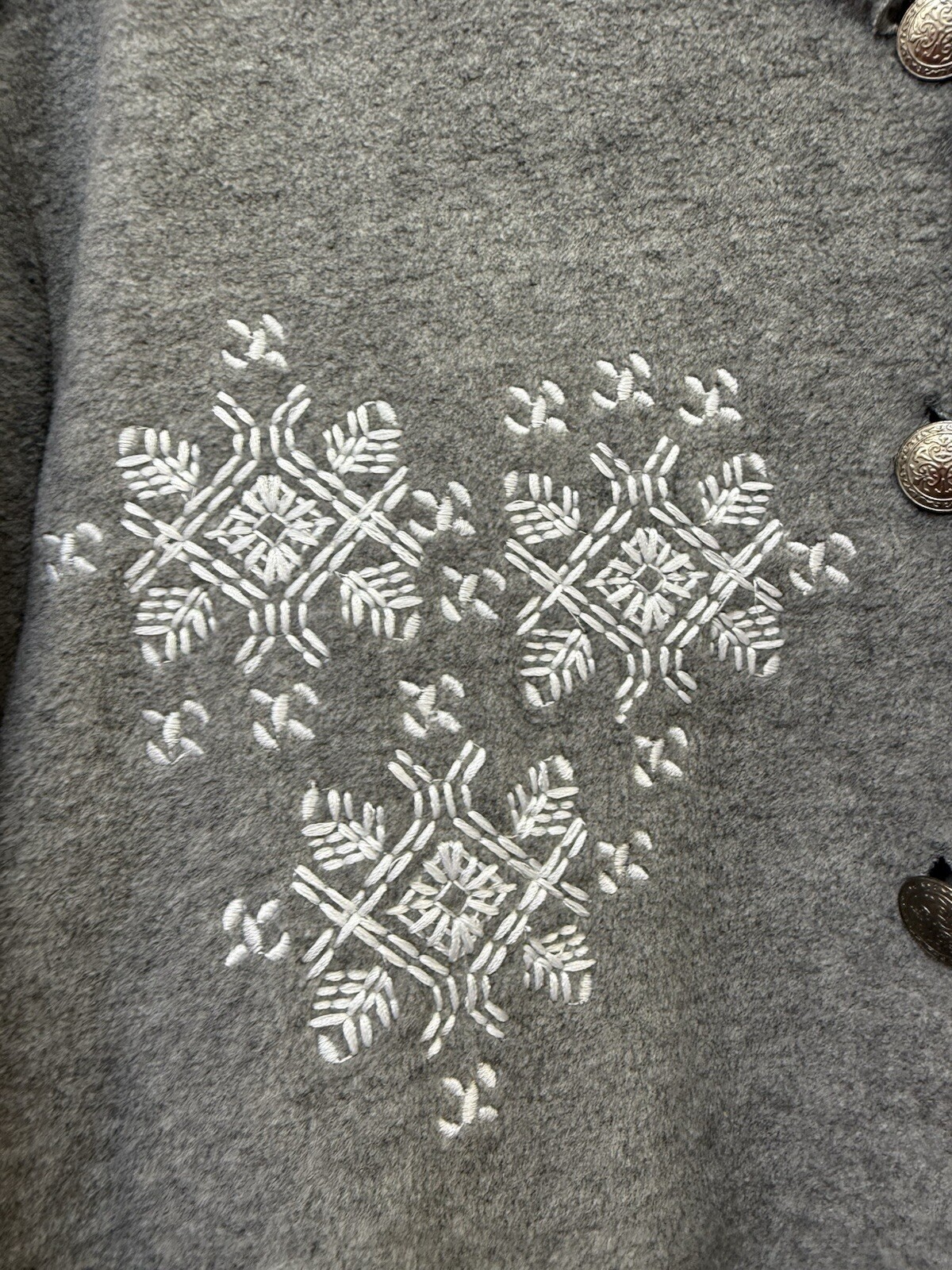 Basic Editions Vintage Gray Stitched Snowflake He… - image 2