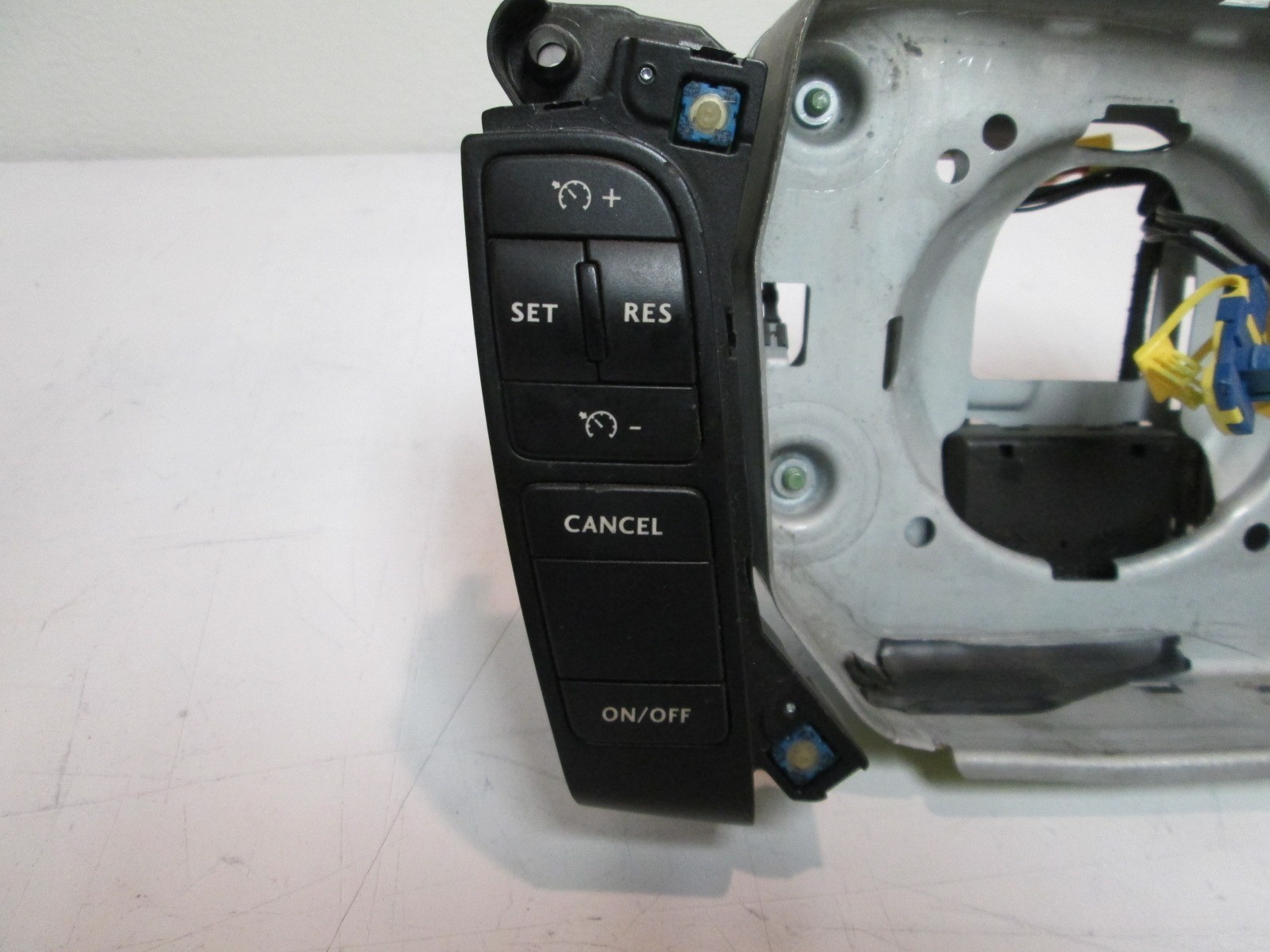 Bentley Continental GT 05 - Steering Wheel Switch Pack # 3W0959537B