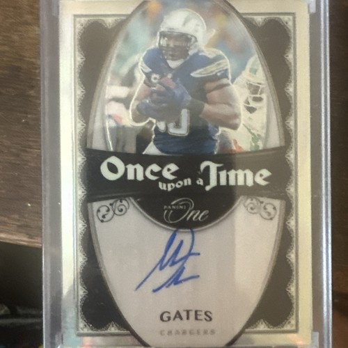 2023 Panini One - Once Upon a Time Signatures Antonio Gates #334 /75 (AU)