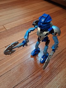 LEGO BIONICLE: Gali Nuva (8570)  100% Complete With Manual & Canister