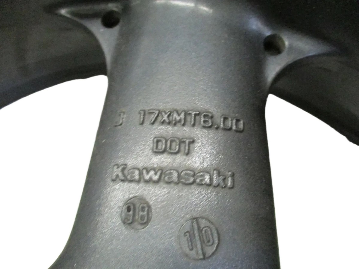 Rear rim 1. Kawasaki ZX-7R Ninja ZX750N_P Rear rim 6x17
