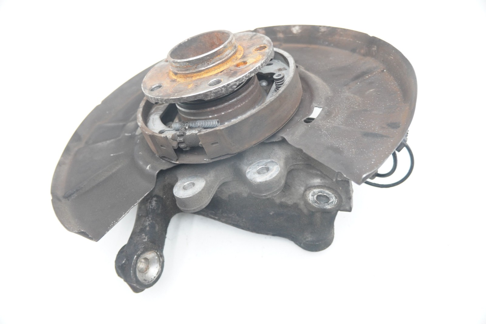 Rear Left Spindle Knuckle Wheel Hub 33326796497 OEM Rolls Royce Ghost Series I