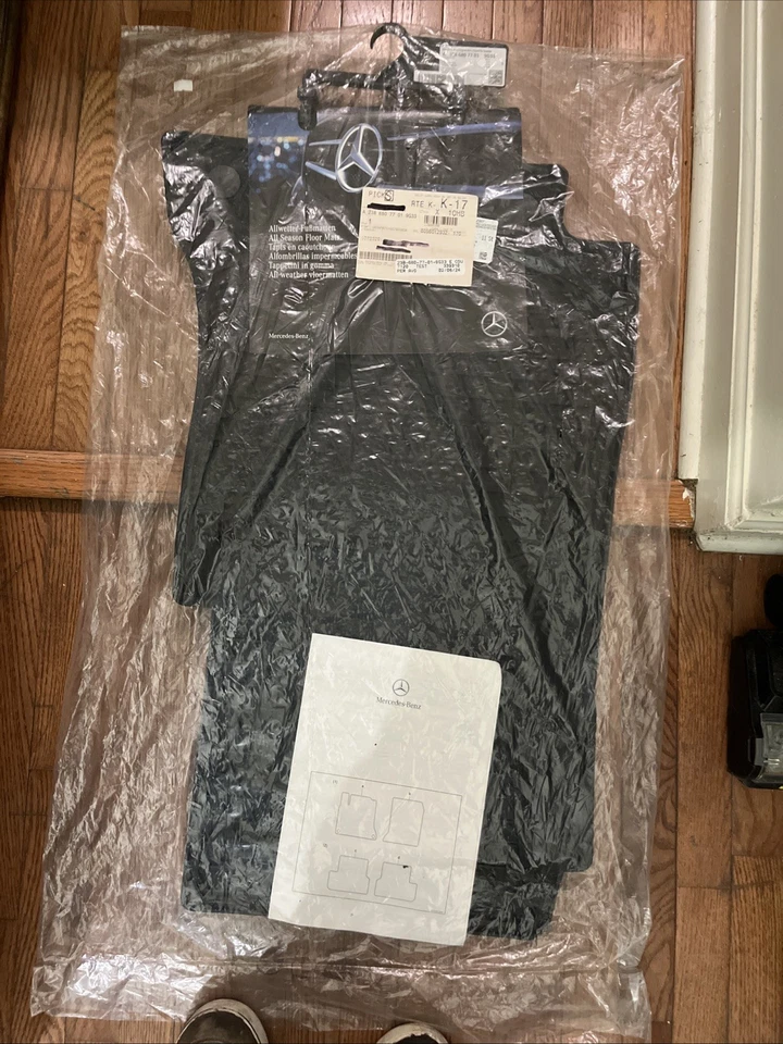 ORIGINAL EQUIPMENT 2018 Mercedes Benz E300, E400, E43 AMG, E63 AMG Floor Mats - Image 2 of 4