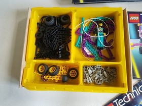 LEGO Technic 8245 Robot's Revenge 1998 Original Box incl Box & Instructions Robots 8245-1