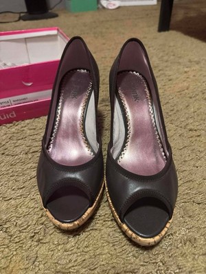 Women's Pink Studio Dark Chocolate Wedges Size 8