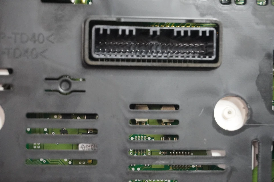 2016 2017 KIA Rio Speedometer Gauge Cluster OEM 79K Miles 940241W770 - Image 4 of 4