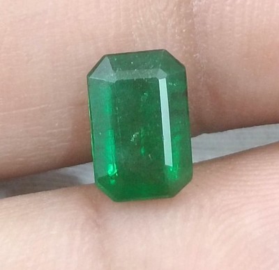 Certified 1.72ct Dark Bright Golden Green Emerald Minor Oiled Loose Gemstone