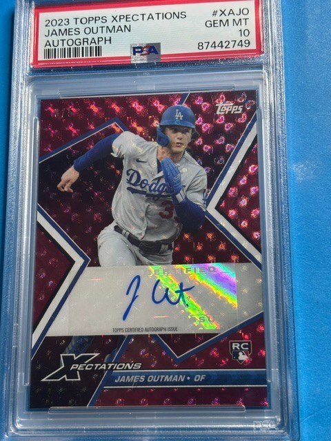 2023 Topps Xpectations Rookie Auto Plasma Pink 3/5 ! James Outman PSA 10