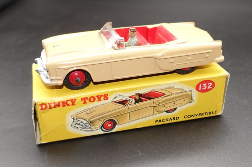 Dinky 132, Packard Convertible - Free Price Guide & Review
