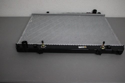 2002 2004 INFINITI Q45 2003 2004 M45 4.5L V8 (W/TOC) RADIATOR - Picture 5 of 8