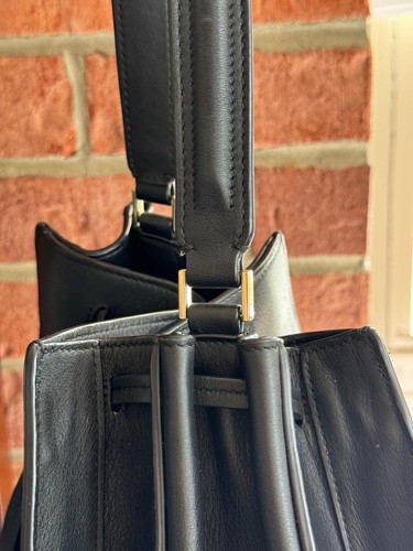 Hugo Boss Handbag Berlin Bucket Leather Drawstring With Dust Bag, Sale - Picture 16 of 22