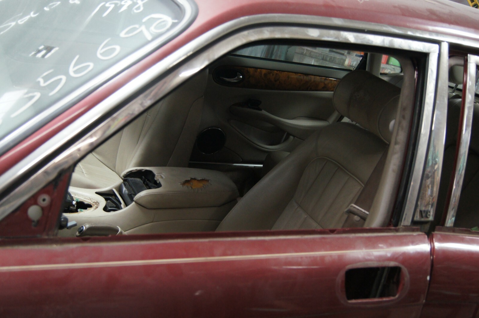 Picture 2 of 7