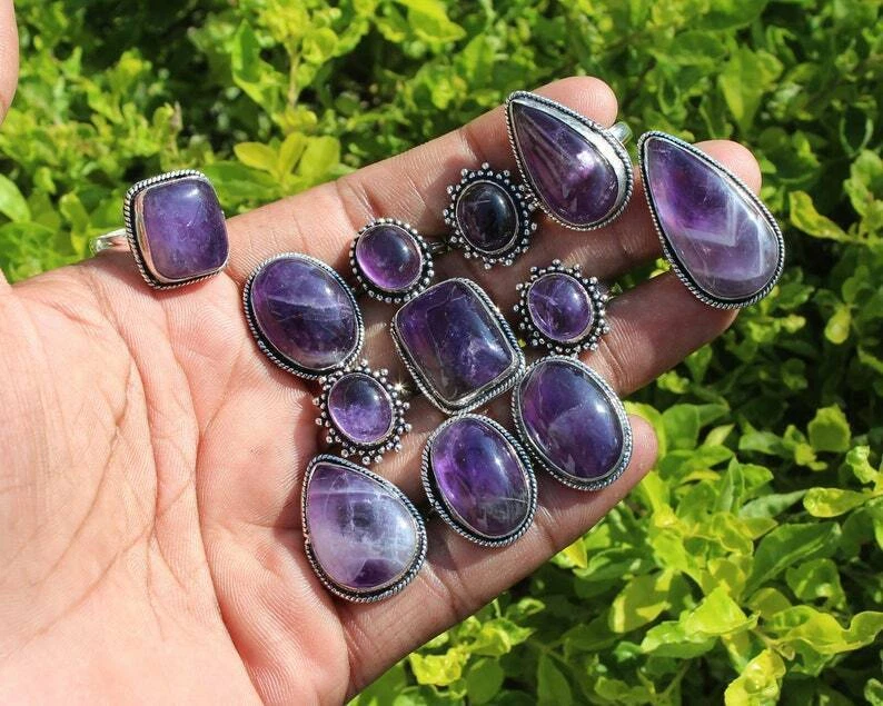 Piedras preciosas de amatista púrpura enchapadas en plata de ley 925 al por mayor anillo de lujo joyería Foto 2 de 3