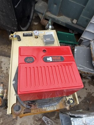 Riello 40 F5 Complete Oil Burner . Low Use . Same Day Shipping