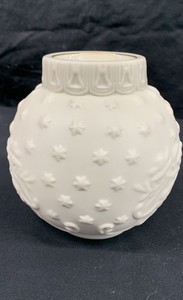 Lenox Ornamental Glow Nativity Votive Candle Holder in Original Box