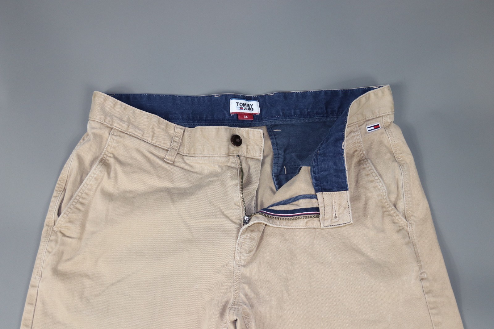 Tommy Hilfiger Essential Chino Shorts Men's W36 Beige Casual Cotton Summer image 7