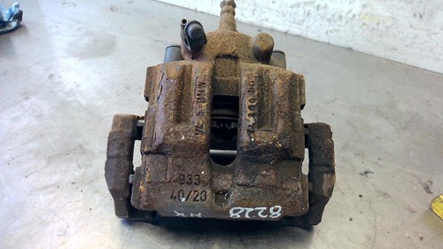 Bremssattel mit Träger R BMW 120i Coupe Aut. E81,E82,E8 2011-2013