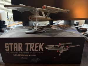 Eaglemoss Star Trek The Original Series Enterprise XL