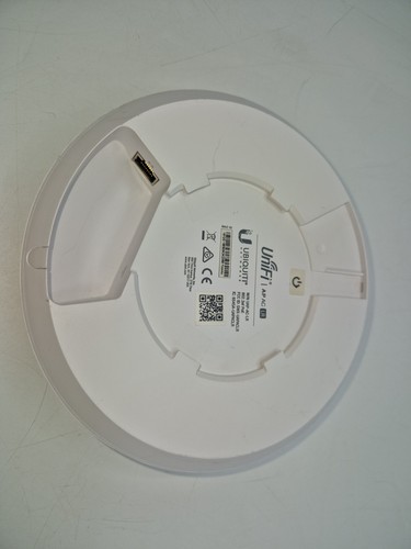 Ubiquiti Unifi UAP-AC-LR Access Point 802.3af PoE 3x3 mimo 2.4 GHz 2x2 mimo 5GHz - Picture 2 of 2
