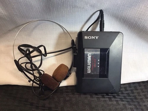 VTG Sony Walkman WM-A12 Cassette Player Black  *READ