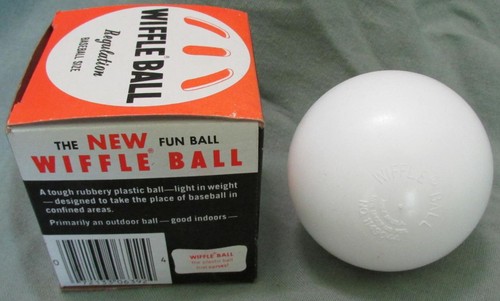 Wiffle Ball Regulation Baseball Gr. It Curves! NEU USA Made - Bild 2 von 2