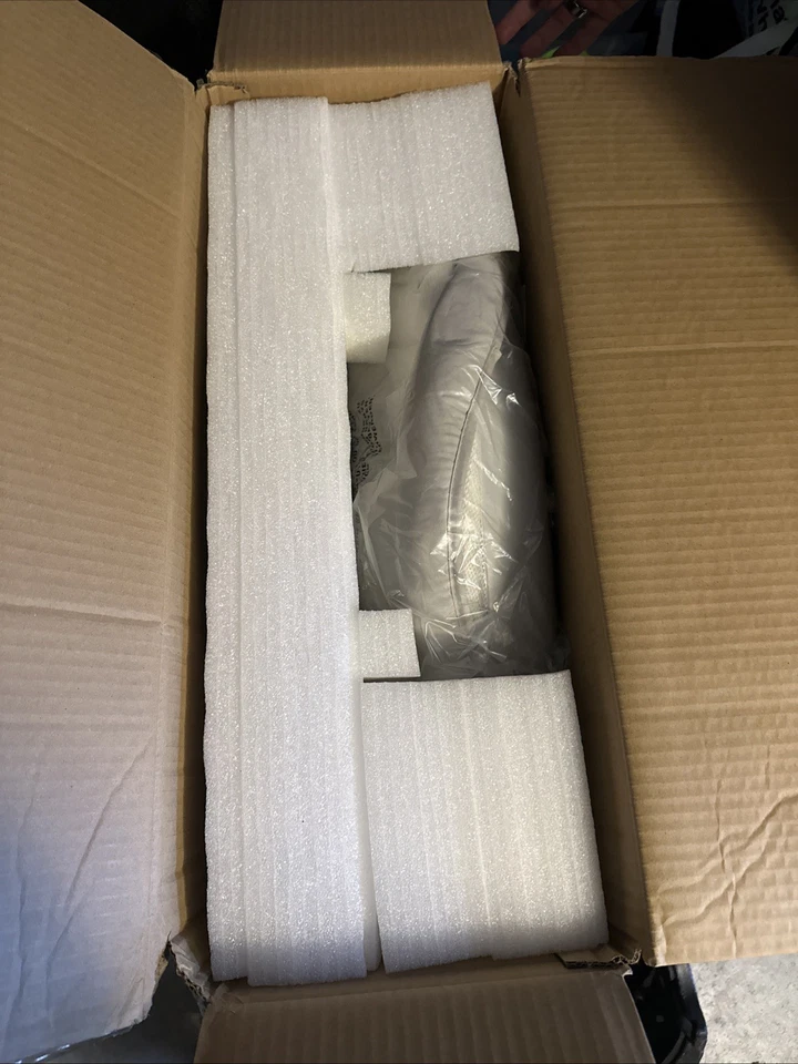 HALO Innovations BassiNest dormitorio giratorio 3,0 - gris usado Foto 2 de 4