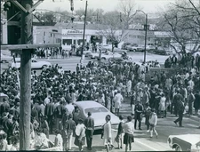 Conoco Buj Stop Multiple People Clothing Scene Photo 8X10