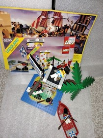 LEGO Pirates: Sabre Island (6265) Comes With Instructions And Original FrontBox 