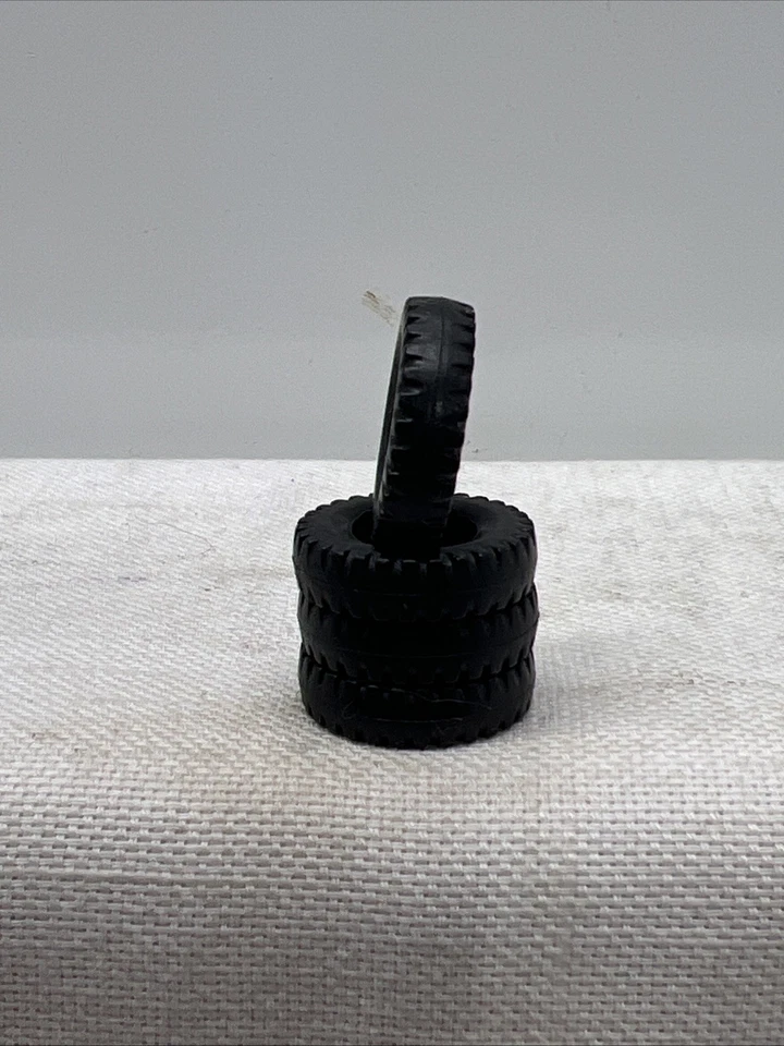 4 Dinky игрушка шины 20 мм черный круглый протектор - для суперигрушек и 23 серии гоночных автомобилей - Изображение 4 из 4