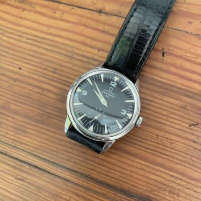 Omega Seamaster Vintage 30M Black Round Manual Winding Mens Watch