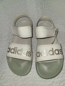 Adidas Adilette Sandal Beige Women S Summer Shoes Eg2130 Size 7 Ebay Adidas Adilette Sandal Beige Women S Summer Shoes Eg2130 Size 7 Ebay