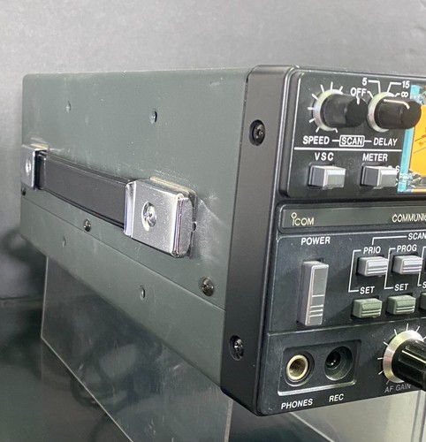 ICOM IC-R7000 HF, VHF, UHF Szerokopasmowy odbiornik komunikacyjny z instrukcjami ~ Działający - Zdjęcie 10 z 14