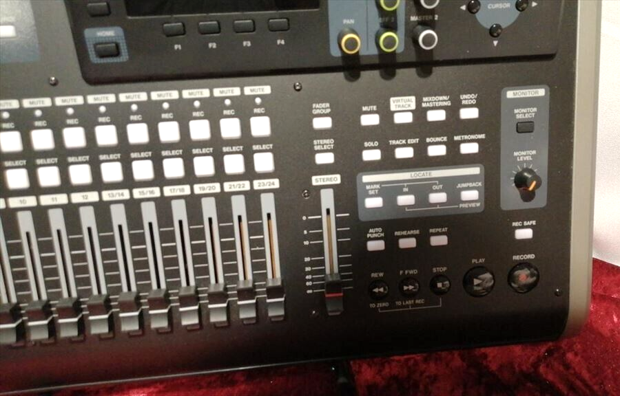 Tascam Multi Track Recorder SD/SDHC MTR DP24SD Black Digital