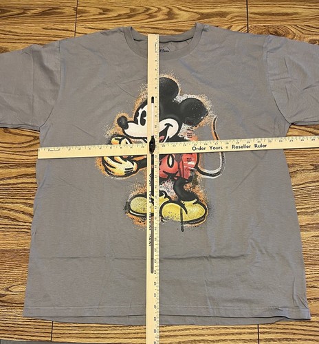 Camiseta Disney Store NUEVA CON ETIQUETAS Mickey Mouse Gris Grande Gráfico Para Hombres XL - Imagen 6 de 8