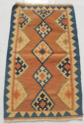 Vintage traditioneller handgefertigter schöner Kelim Teppich für Wohndeko 120x74 cm