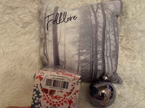 Taylor Swift Reputation 1989 Liebhaber rot Ornament Ball KISSEN NICHT ENTHALTEN - Bild 17 von 19