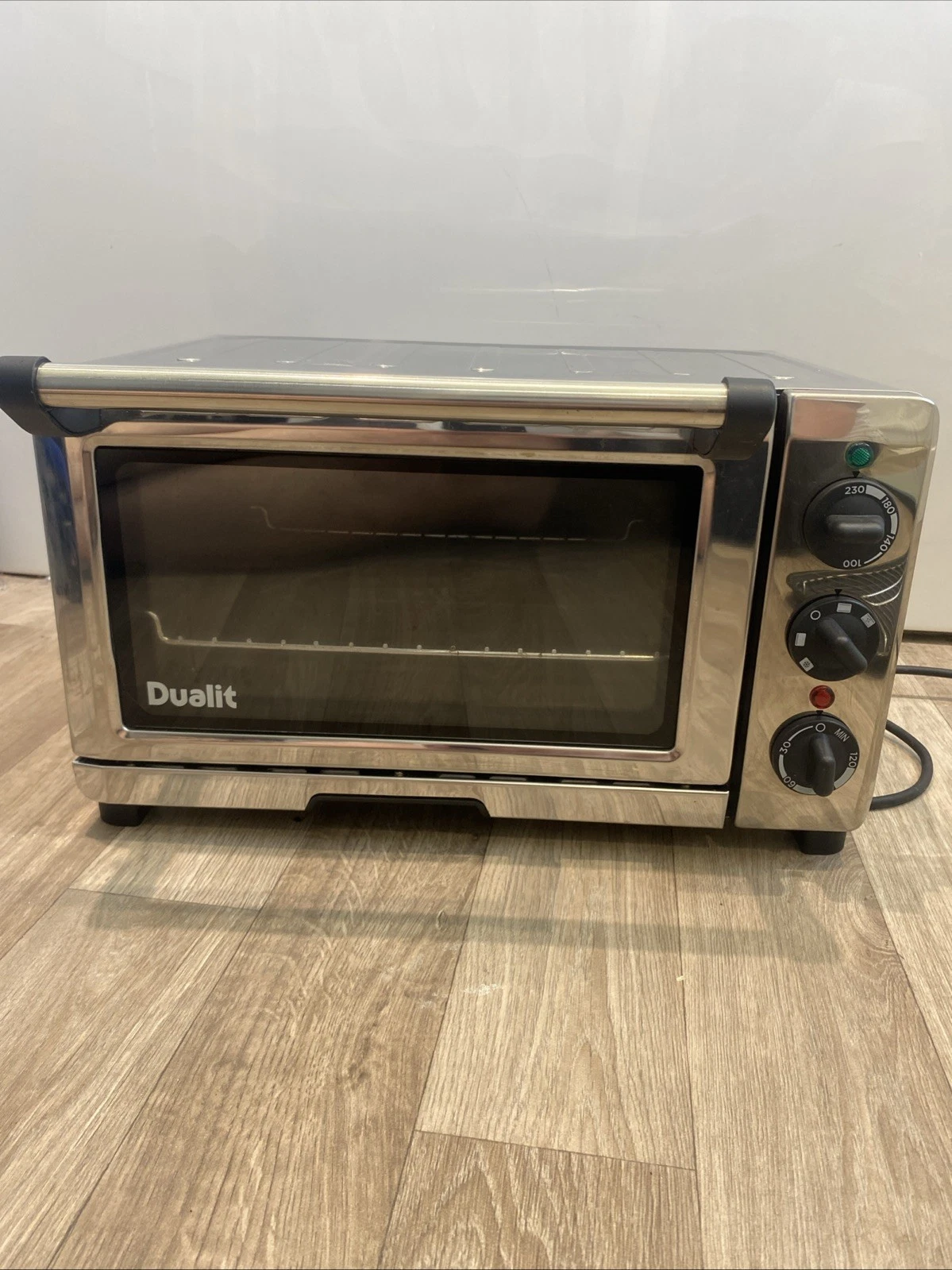 Dualit Mini Electric Oven CM018 Stainless Steel Timer Fan Assisted Grill Tested
Opens in a new windo