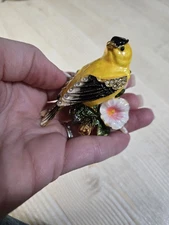 Vintage Petite Gold Bird  Sitting Jeweled Hinged Trinket Box & Necklace 